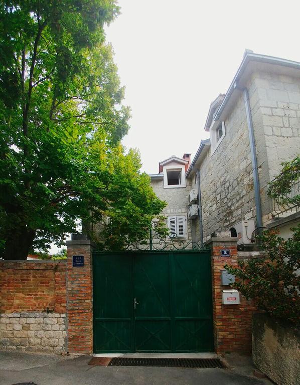 Apartment Sunce Kaštela Zewnętrze zdjęcie
